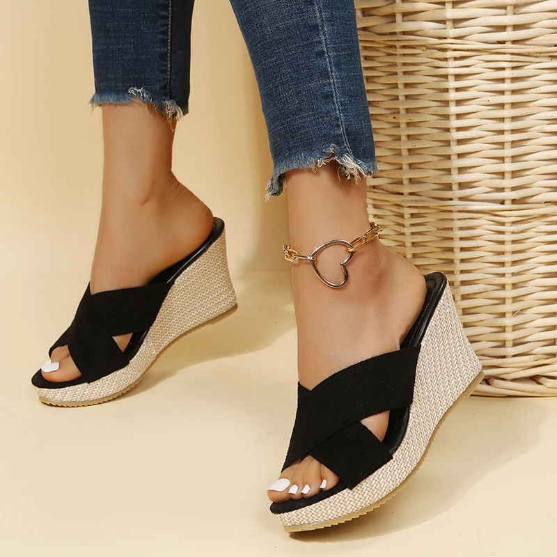 Stylish Wedge Sandals with Cross Straps for Women